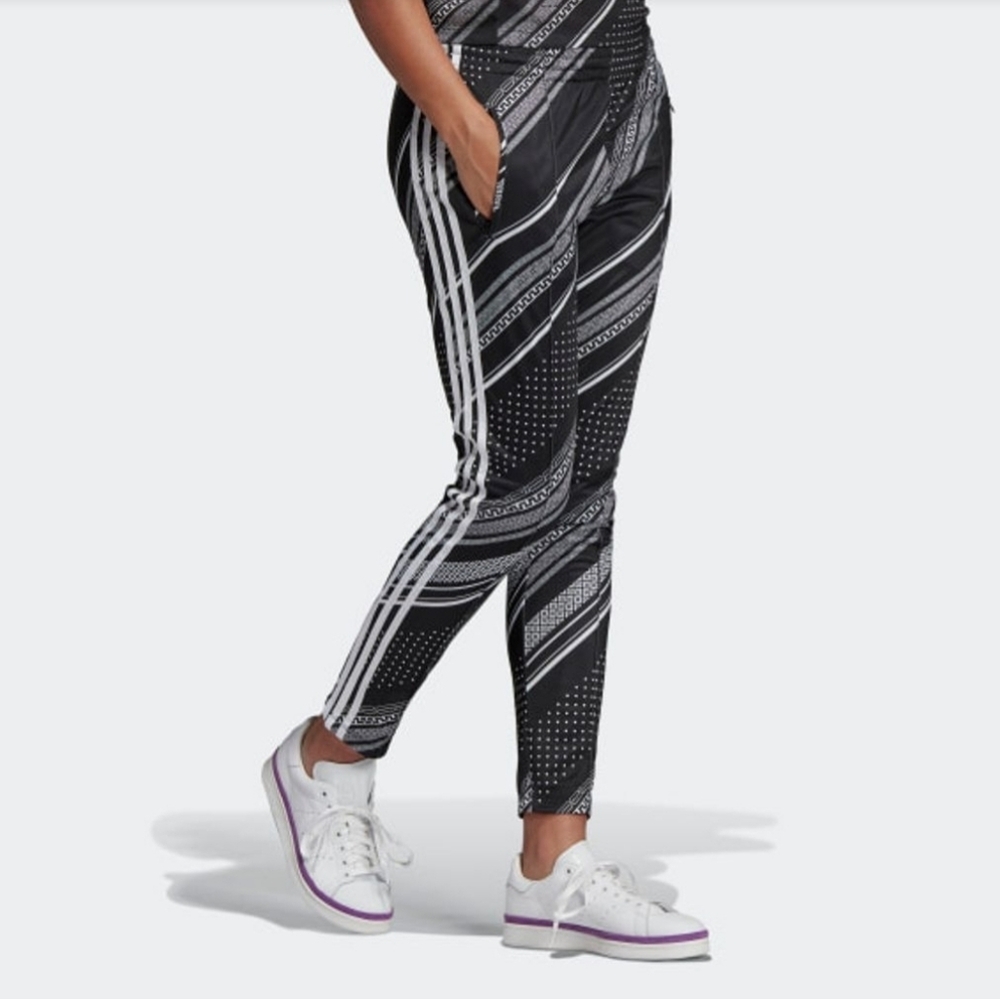 Adidas Originals Sst Tracksuit (Jacket + Pants) Bandana Print Sz UK12 (US S-M) - Picture 8 of 12